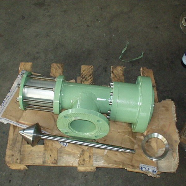 Electrowelded steel pinston valve for Hydraulic test 64 Bar General Sider, Chieti Italy