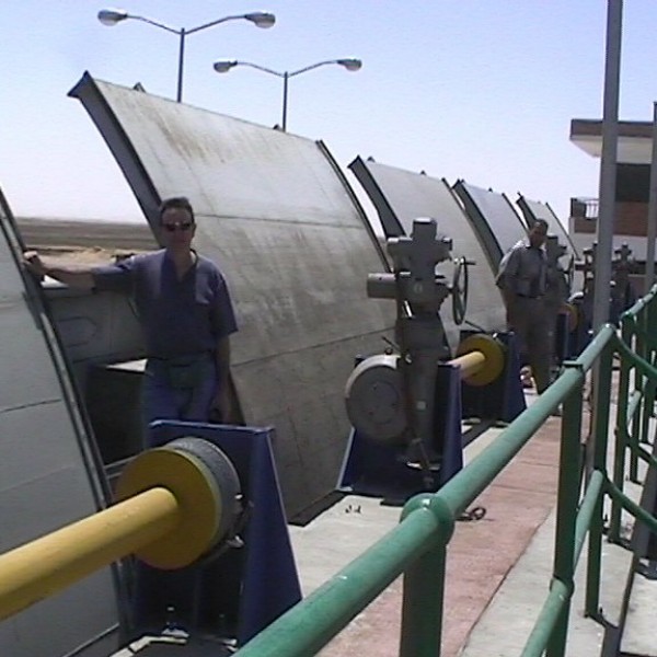 Radial gates with mechanical gear box and electric actuator 4-20mlha Sheik el Gaber , Nile barrage, Egypt
